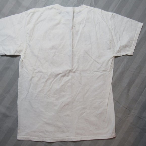 Coyote Ugly Canadian Whisky T-Shirt NYC White Skull Eyes Born Free Sz. Large - Picture 7 of 8